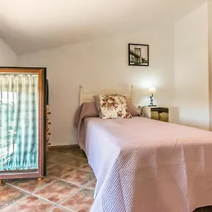 Pet Friendly In With Kitchen Сasa de vacaciones